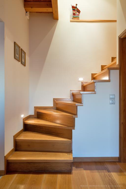 Villa Mos カラマタ エクステリア 写真